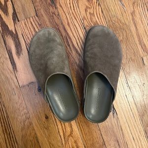 Jenni kayne suede koc clog in laurel olive green size 38